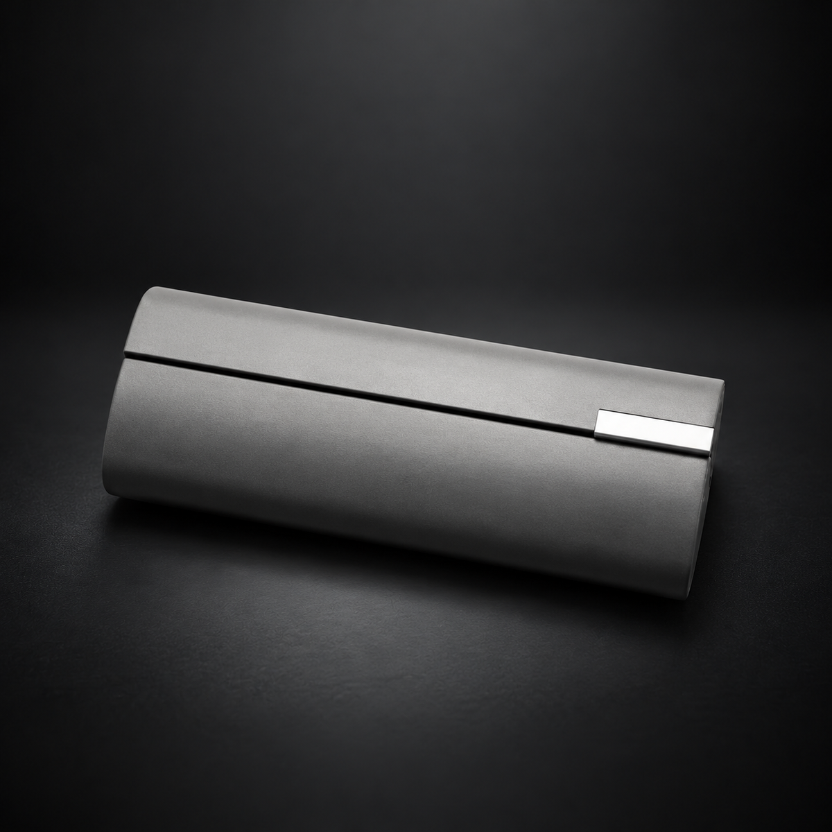 Solvialens Oval Hard-Shell Glasses Case